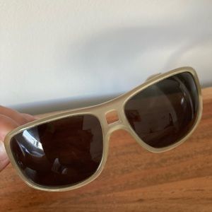 Authentic Giorgio Armani sunglasses, made in Italy , size 13,5